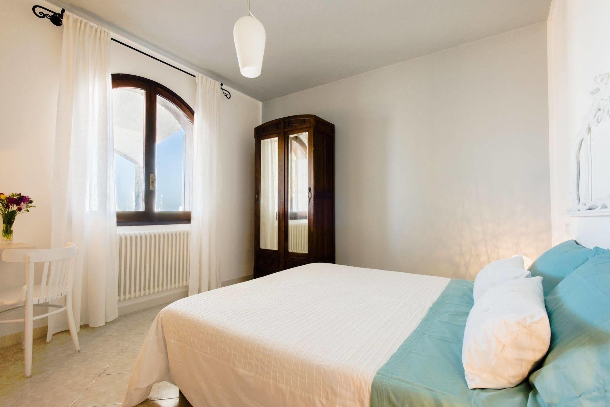 B&B Sa Cruxitta Портоскузо Экстерьер фото