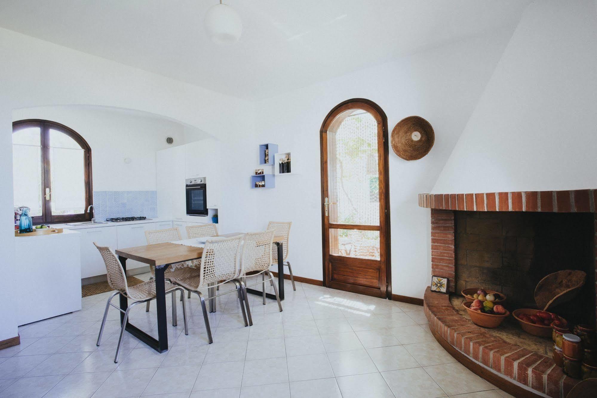 B&B Sa Cruxitta Портоскузо Экстерьер фото